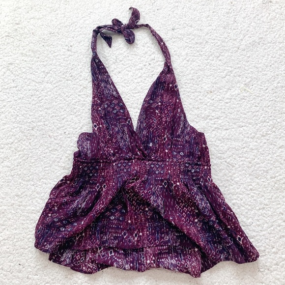 Wild Pearl Tops - Wild pearl halter printed tie neck tank top NWT